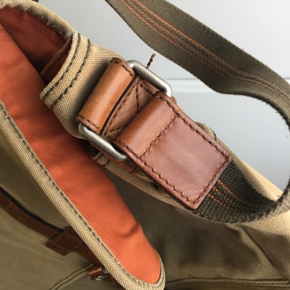 Fossil crossbody messenger bag - Picture 5 of 12
